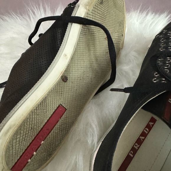 Prada sneakers - Picture 5 of 7